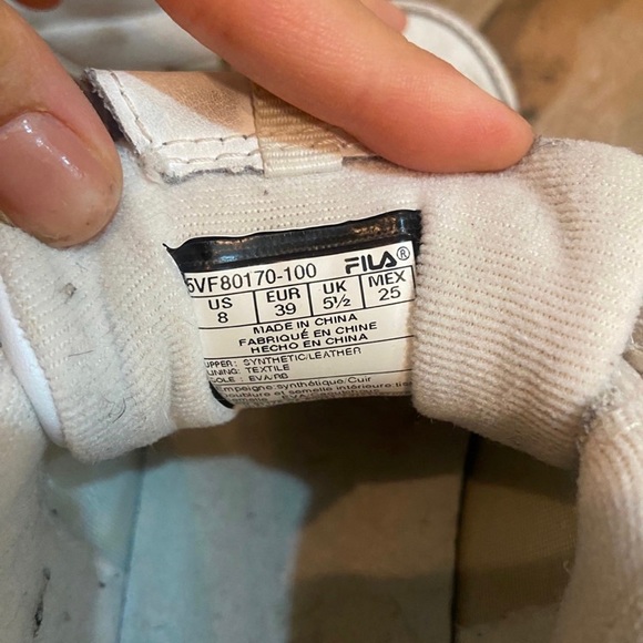 Fila sneakers - Picture 4 of 5